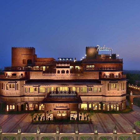 Hotel Radisson Jodhpur Jodhpur  Exterior foto The Oberoi Udaivilas Palace
